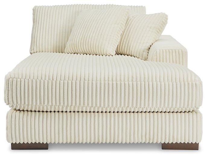 Lindyn Sectional