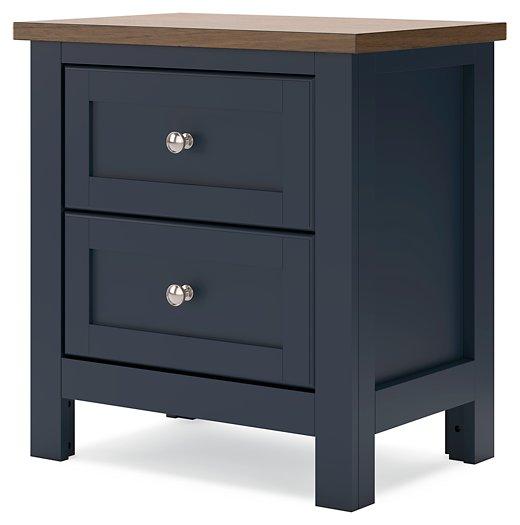 Landocken Nightstand